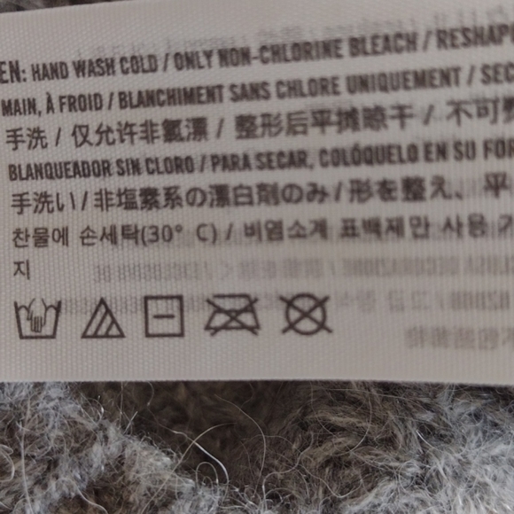 Abercrombie & Fitch cozy knit sweater - Picture 6 of 7